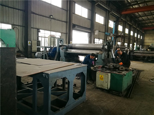 造成卷板机辊齿变形的原因